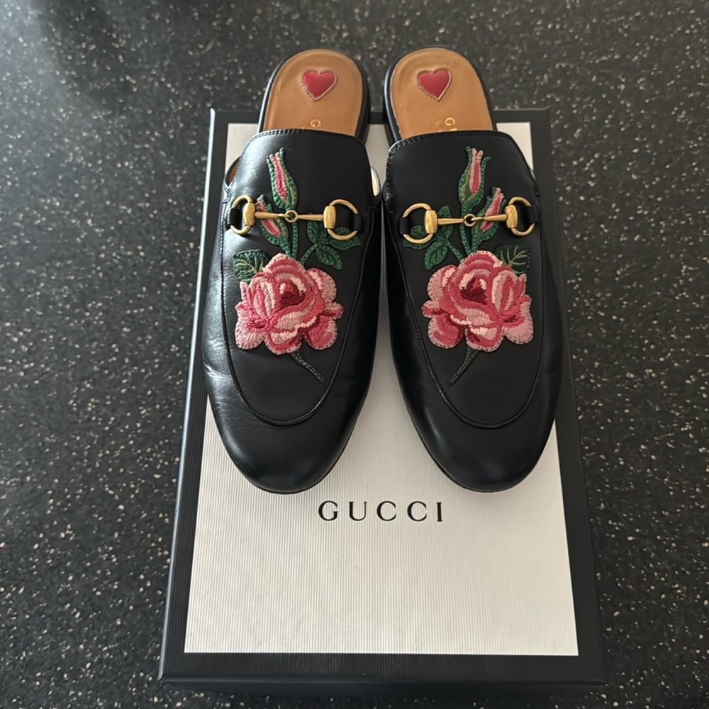 Gucci loafer slip ons